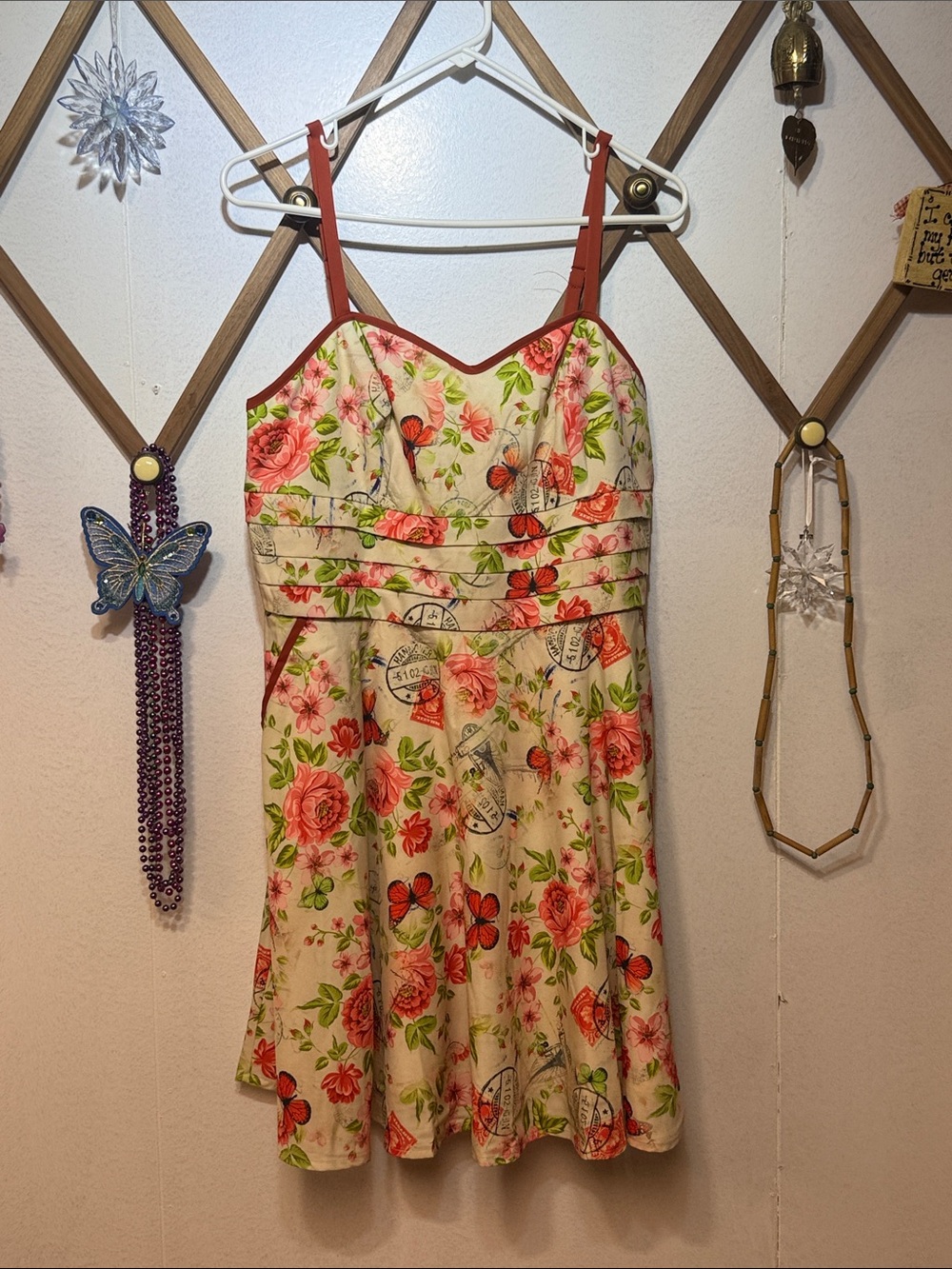 Unique Vintage Cream Floral & Coral-Trim Fit-and-Flare Mini Dress